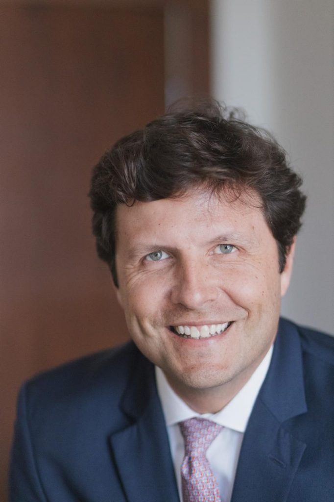 Dr. Gustavo Blasi